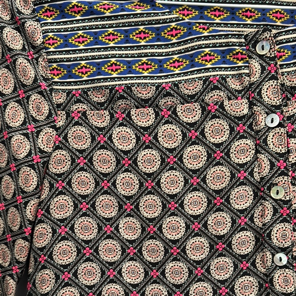 Patterned Tunic Top - Picture 2 of 4